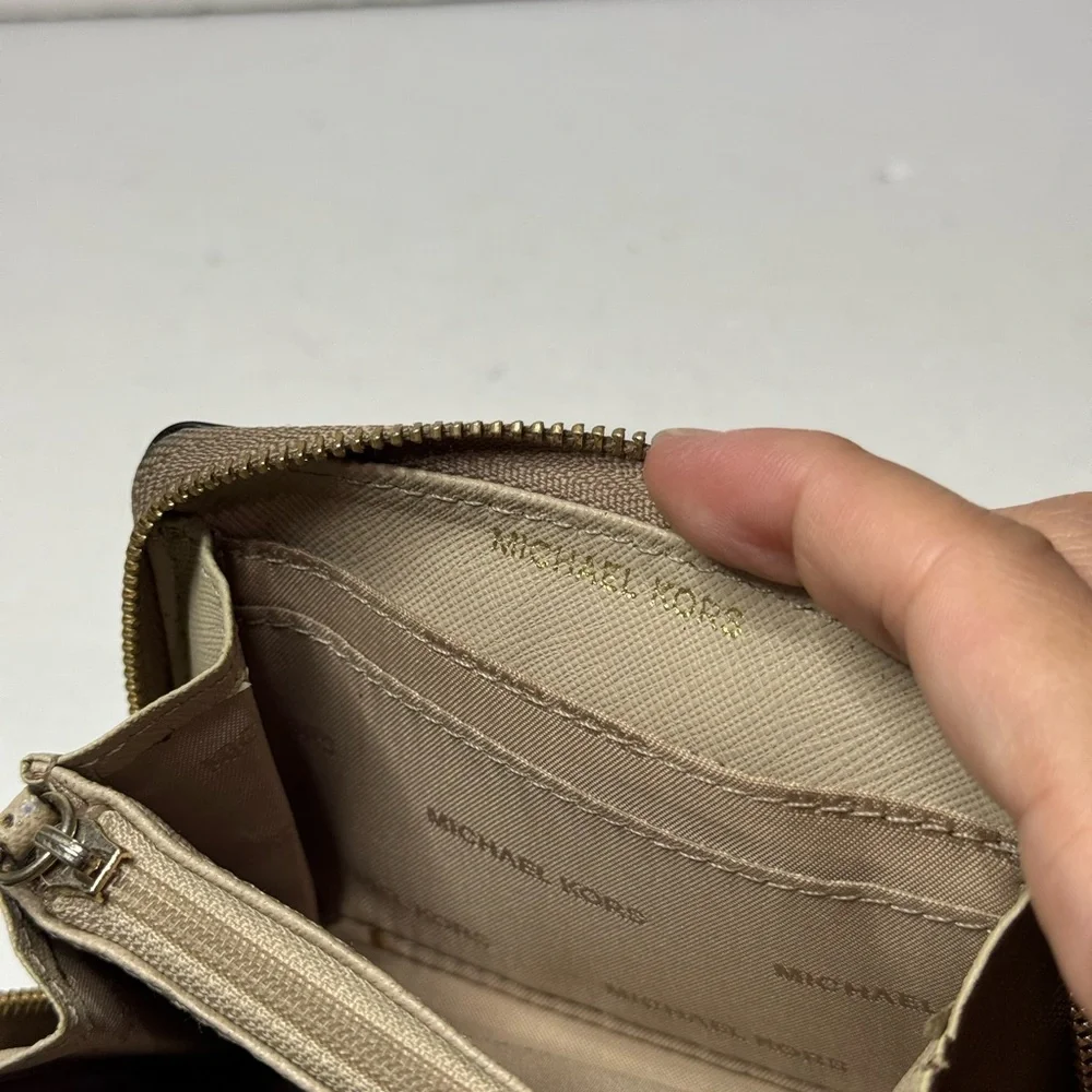 MICHAEL KORS Small Pebbled Leather Wallet